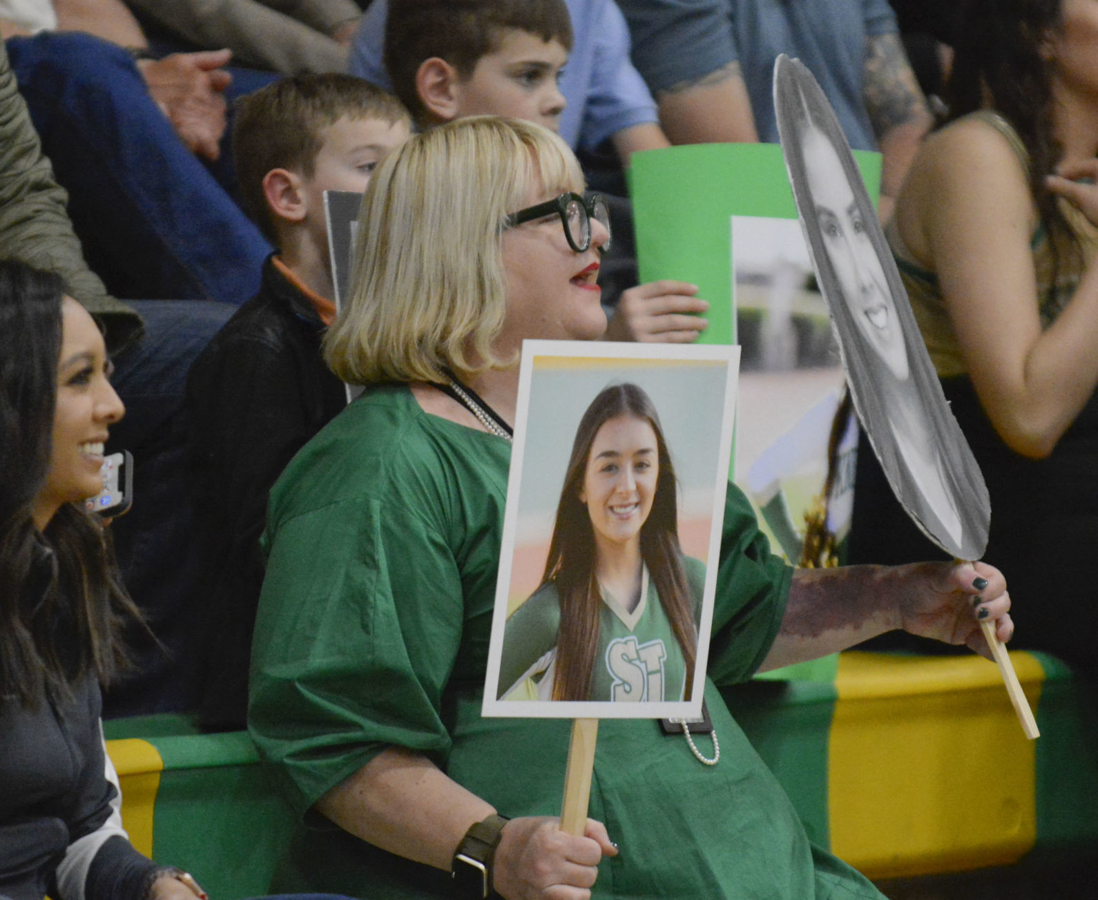 021120 SJ senior night 03.jpg